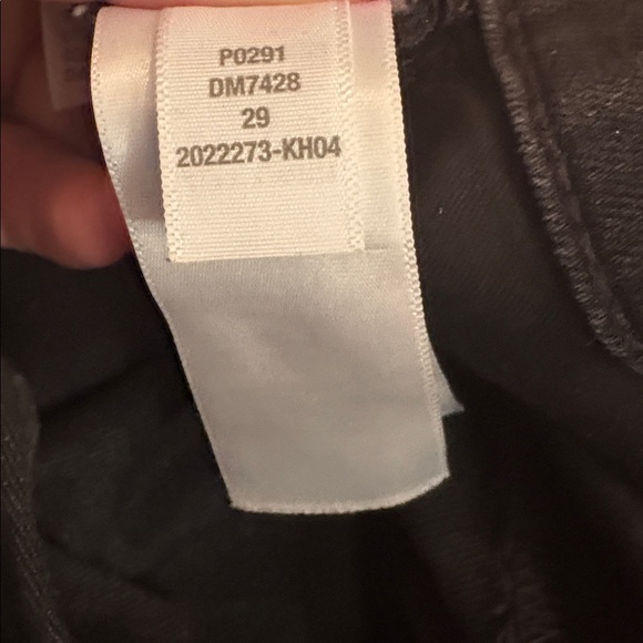 Madewell mid-rise kick out jeans - Picture 8 of 8